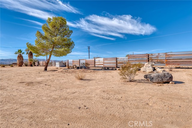 Detail Gallery Image 9 of 74 For 2953 Border Ave, Joshua Tree,  CA 92252 - 3 Beds | 2 Baths