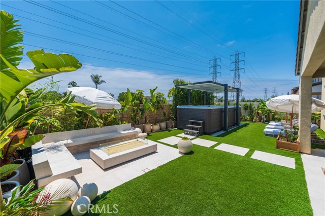 Detail Gallery Image 36 of 49 For 9672 Dawning Dr, Huntington Beach,  CA 92646 - 5 Beds | 4/1 Baths