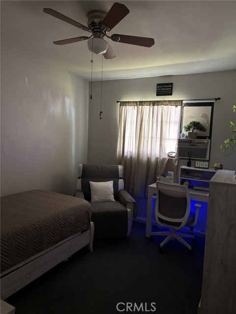 807 Calaveras Avenue, Ontario CA: https://media.crmls.org/medias/65c641d2-3830-448b-8426-c224ce8c0a22.jpg
