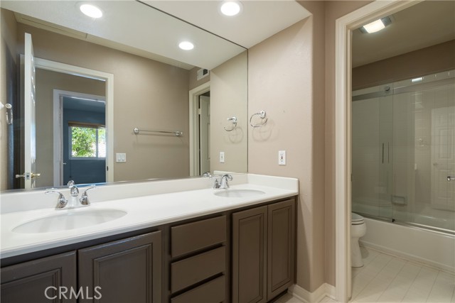 9320 Isaac Lord Drive, Rancho Cucamonga CA: https://media.crmls.org/medias/65c7396d-09d9-4789-9a2a-70af82b1112f.jpg