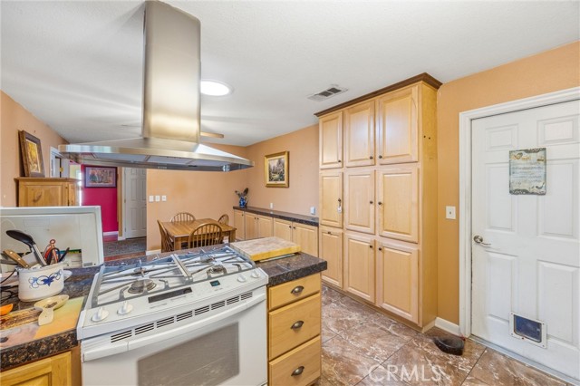 Detail Gallery Image 18 of 47 For 1539 Robyn, Redlands,  CA 92374 - 4 Beds | 2 Baths