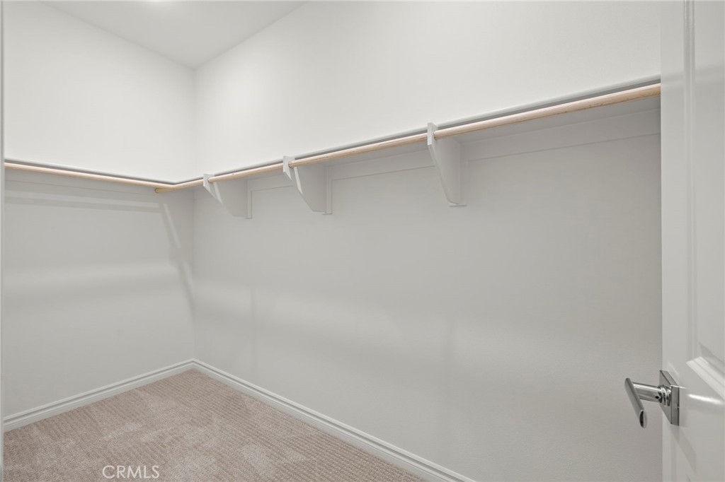 https://media.crmls.org/medias/65c8263e-d884-49f7-904b-18dd284d0918.jpg?preset=X-Large
