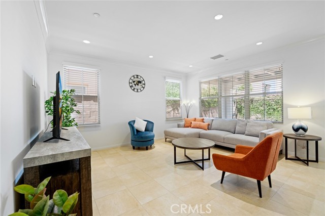 Detail Gallery Image 4 of 35 For 213 Cedarwood, Irvine,  CA 92620 - 4 Beds | 4 Baths