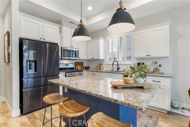 1104 Shumard Oak Way, Chico CA: https://media.crmls.org/medias/65c9e9c9-334d-4bca-a4a7-82884f25ea86.jpg
