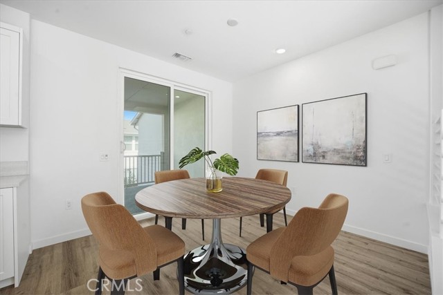 Detail Gallery Image 13 of 32 For 2392 Haley Point Drive #103,  Ventura,  CA 93003 - 2 Beds | 2/1 Baths