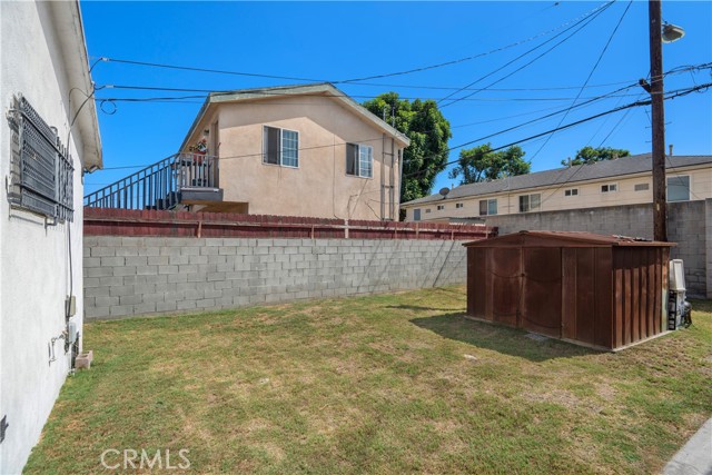 632 E 87th, Los Angeles CA: https://media.crmls.org/medias/65cc0f1e-009e-4637-a2d2-d7768ece05b5.jpg