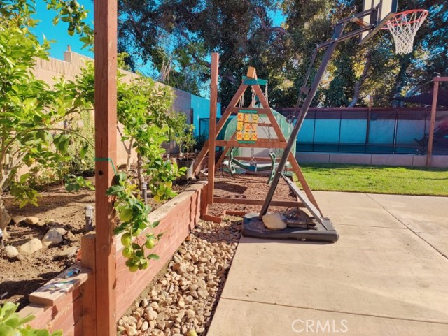 Detail Gallery Image 19 of 44 For 1310 N Erin, Upland,  CA 91786 - 7 Beds | 6/1 Baths