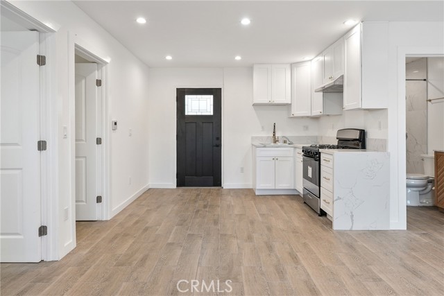 Detail Gallery Image 3 of 15 For 5336 Cleon Ave #2,  North Hollywood,  CA 91601 - 2 Beds | 1 Baths