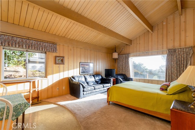 4899 Glenwood Drive, Riverside CA: https://media.crmls.org/medias/65cce1e7-d1c2-42a6-91f3-6ae0644e7083.jpg