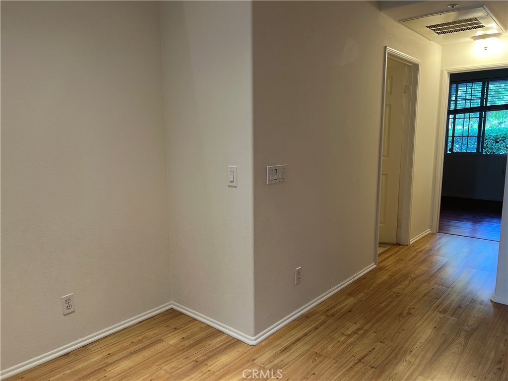 https://media.crmls.org/medias/65cd216c-deee-4afb-90f2-11d814753478.jpg?preset=X-Large