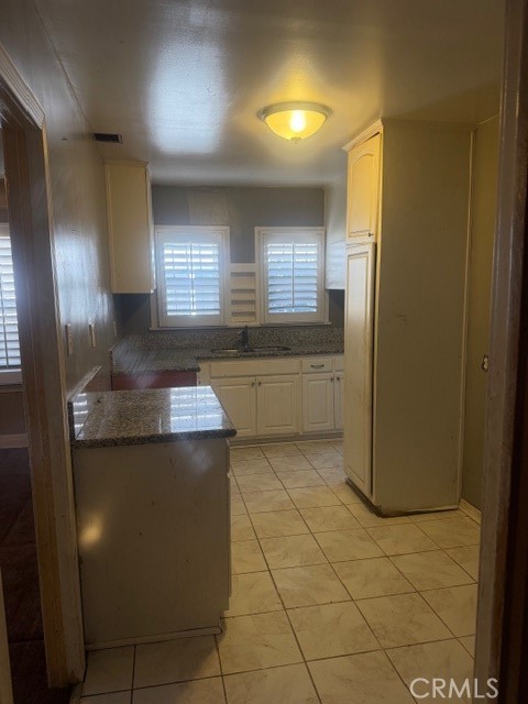 Detail Gallery Image 7 of 33 For 4006 Arlington, Los Angeles,  CA 90008 - 4 Beds | 2 Baths