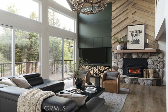 Front Image Thumbnail for CRIG25279131