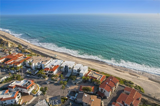 65d0016a 420d 4b85 9aaa 65e9b93106c4