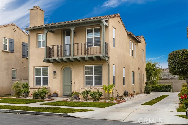 Detail Gallery Image 1 of 1 For 2320 W Canopy Ln, Anaheim,  CA 92801 - 4 Beds | 3 Baths