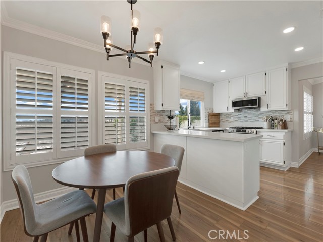 Detail Gallery Image 11 of 38 For 4895 Buttercreek, Moorpark,  CA 93021 - 4 Beds | 3 Baths