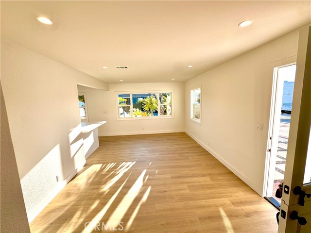 Detail Gallery Image 13 of 35 For 2064 Republic Ave, Costa Mesa,  CA 92627 - 4 Beds | 2 Baths