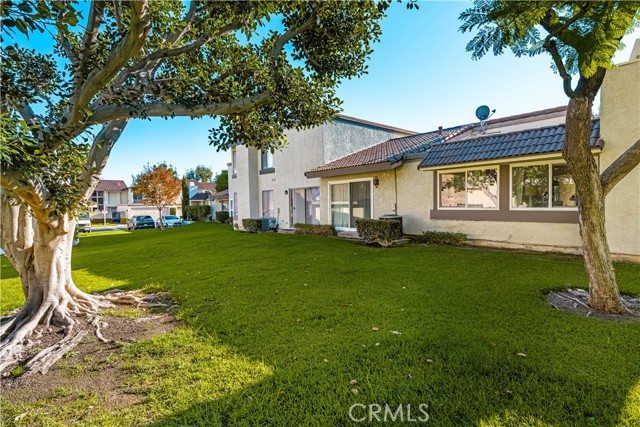 Detail Gallery Image 29 of 42 For 5573 E Vista Del Rio, Anaheim,  CA 92807 - 2 Beds | 2/1 Baths