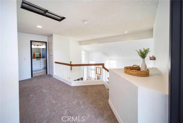 25444 Clover Glen Circle, Murrieta CA: https://media.crmls.org/medias/65d30724-7c4a-4126-a557-b0888b329b33.jpg