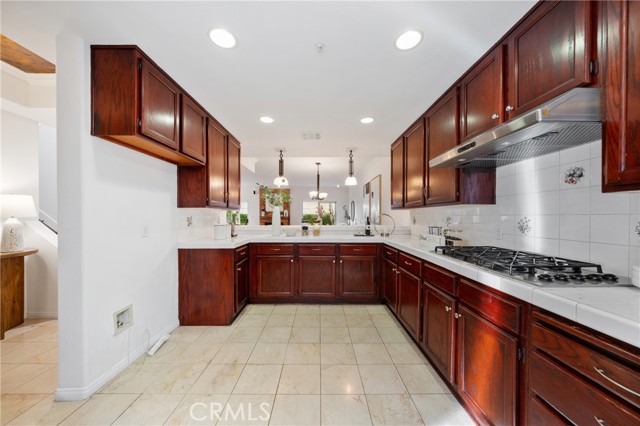 Detail Gallery Image 7 of 34 For 912 Arcadia #6,  Arcadia,  CA 91007 - 3 Beds | 2/1 Baths