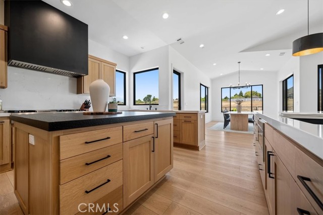 Detail Gallery Image 18 of 74 For 2064 Westhampton Dr, Arroyo Grande,  CA 93420 - 4 Beds | 4/1 Baths