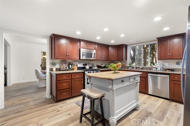 23788 Inspiration, Crestline, CA 92325