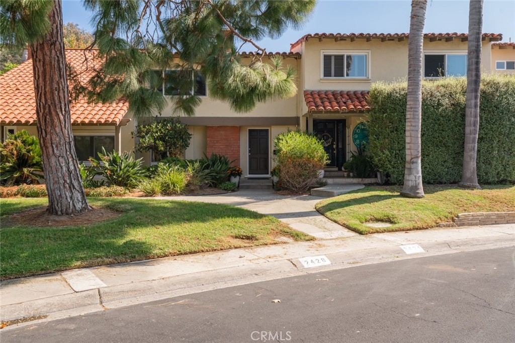 2428 Vista Hogar