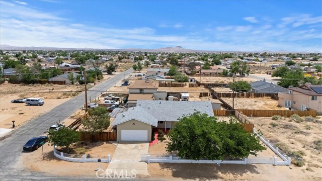 Detail Gallery Image 2 of 49 For 20548 Neuralia Rd, California City,  CA 93505 - 3 Beds | 2 Baths