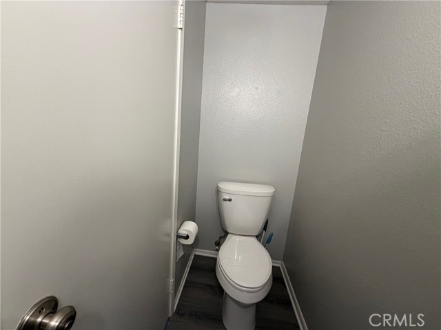 Detail Gallery Image 10 of 25 For 14610 Green River, Victorville,  CA 92394 - 3 Beds | 2/1 Baths