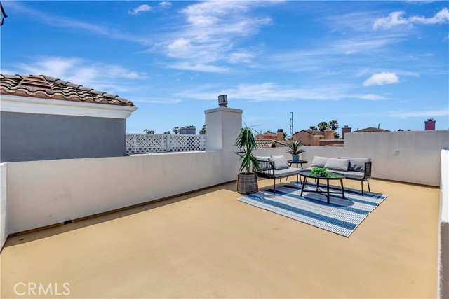 311 22nd Street, Huntington Beach CA: https://media.crmls.org/medias/65d7282a-d0ff-4875-8149-ac7611927e60.jpg