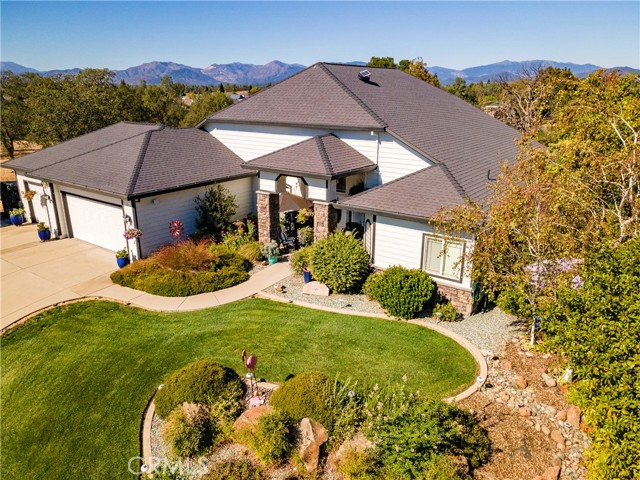 Detail Gallery Image 1 of 60 For 2002 Cilantro Dr, Redding,  CA 96003 - 4 Beds | 3 Baths