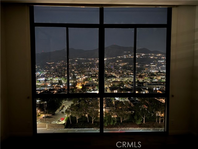 Detail Gallery Image 25 of 68 For 345 Pioneer Dr Ph5,  Glendale,  CA 91203 - 2 Beds | 2 Baths