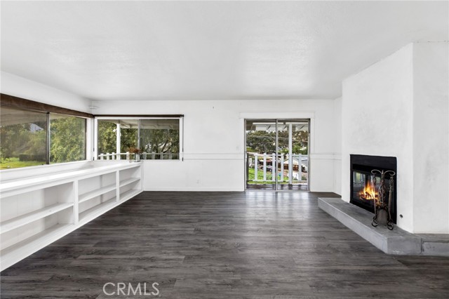 Detail Gallery Image 9 of 51 For 16550 Arnold Ave, Lake Elsinore,  CA 92530 - 4 Beds | 2 Baths