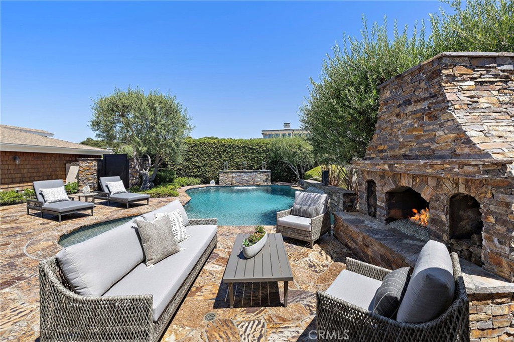 65d898da 6b5f 4c4e 8eb3 988d70fe58ce