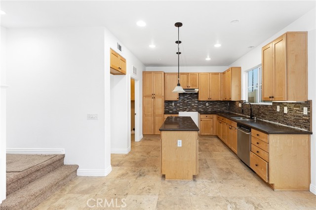 Detail Gallery Image 8 of 23 For 34027 Lily, Yucaipa,  CA 92399 - 3 Beds | 2/1 Baths