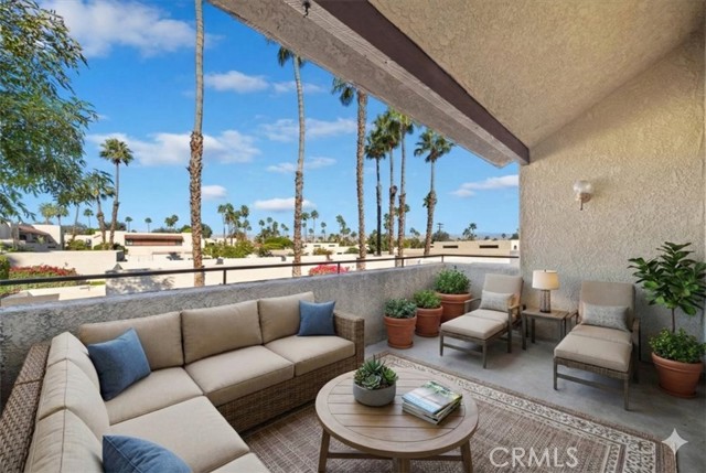 Detail Gallery Image 5 of 19 For 200 E Racquet Club #72,  Palm Springs,  CA 92262 - 2 Beds | 2 Baths