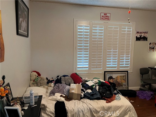 3070 Linda Lou Lane, Riverside CA: https://media.crmls.org/medias/65d9f753-021d-4e5a-a90c-aeafa134a682.jpg