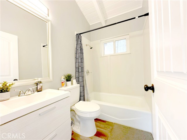 Detail Gallery Image 20 of 49 For 726 Golden, Lake Arrowhead,  CA 92352 - 4 Beds | 2 Baths