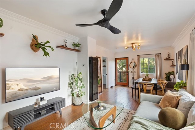 Detail Gallery Image 12 of 64 For 2207 - 2009 Apex Ave, Los Angeles,  CA 90039 - 2 Beds | 2 Baths