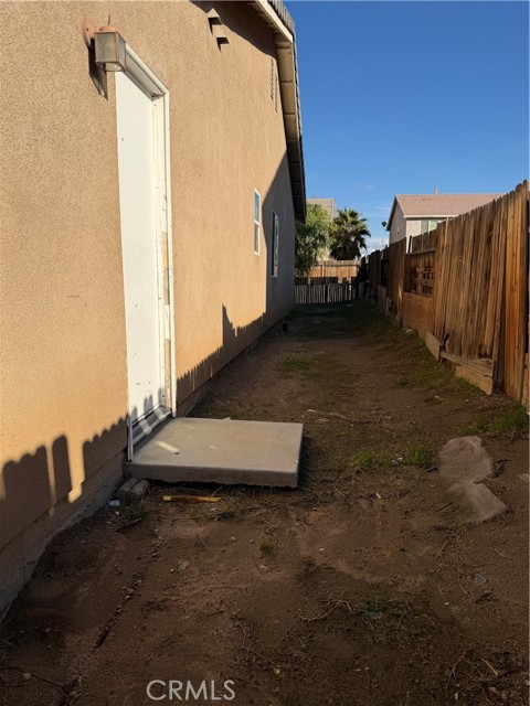 Detail Gallery Image 28 of 31 For 14651 Indian Wells, Victorville,  CA 92394 - 4 Beds | 3 Baths