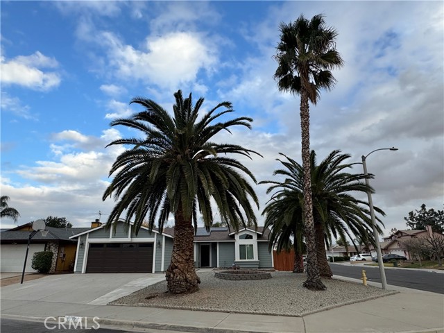 Detail Gallery Image 1 of 19 For 1731 Starboard Way, Perris,  CA 92571 - 3 Beds | 2 Baths