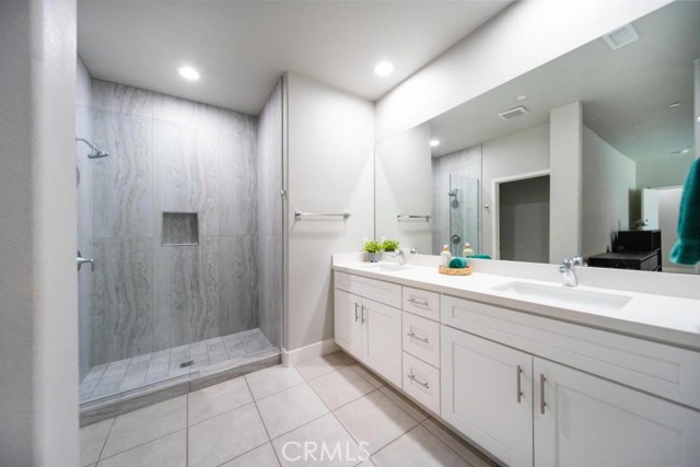 Detail Gallery Image 15 of 26 For 13645 Quinta, Desert Hot Springs,  CA 92240 - 3 Beds | 2 Baths