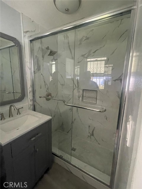 117 S Cedar, Inglewood CA: https://media.crmls.org/medias/65df672b-d1a3-485d-a008-caaff13e0361.jpg