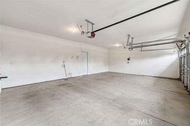 2522 E Kelso Avenue, Fresno CA: https://media.crmls.org/medias/65df7136-a314-4c4a-92e9-638c4b93c4a1.jpg