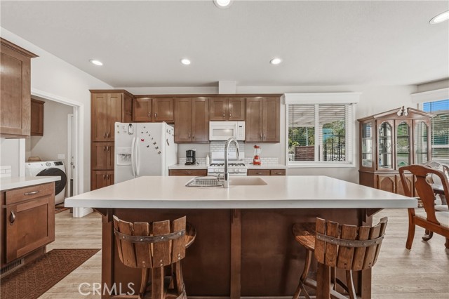 Detail Gallery Image 15 of 59 For 5220 Lakeshore, Lakeport,  CA 95453 - 3 Beds | 2 Baths