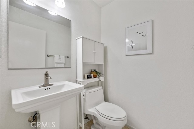 Detail Gallery Image 17 of 36 For 840 Whitewater Dr, Fullerton,  CA 92833 - 1 Beds | 1/1 Baths