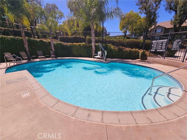 Detail Gallery Image 43 of 44 For 42685 Azure St, Temecula,  CA 92592 - 3 Beds | 2/1 Baths