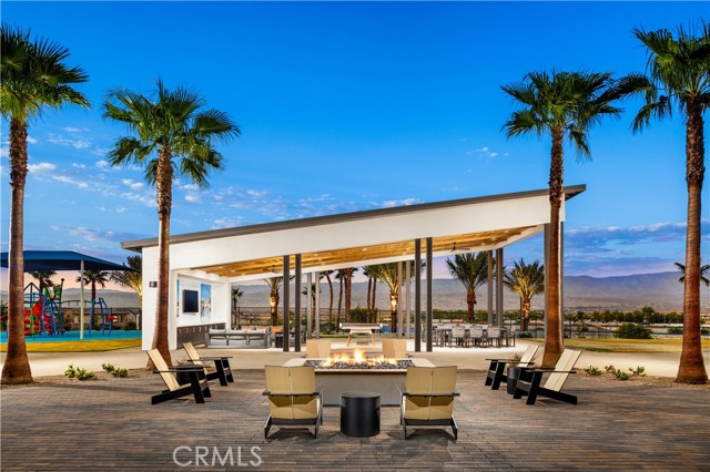 Detail Gallery Image 2 of 17 For 36342 Warren Dr, Palm Desert,  CA 92211 - 3 Beds | 2/1 Baths