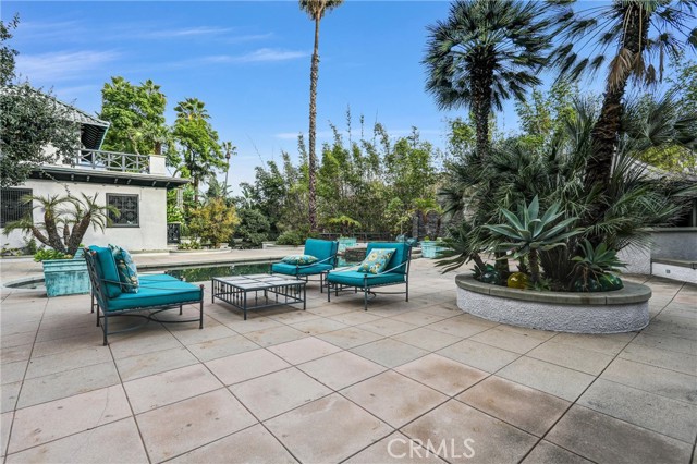 1215 Wentworth, Pasadena CA: https://media.crmls.org/medias/65e1785b-a0cf-41d9-bae2-4e576cc72474.jpg