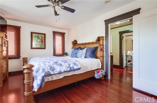 Detail Gallery Image 35 of 74 For 2815 E 5th St, Long Beach,  CA 90814 - 3 Beds | 2 Baths