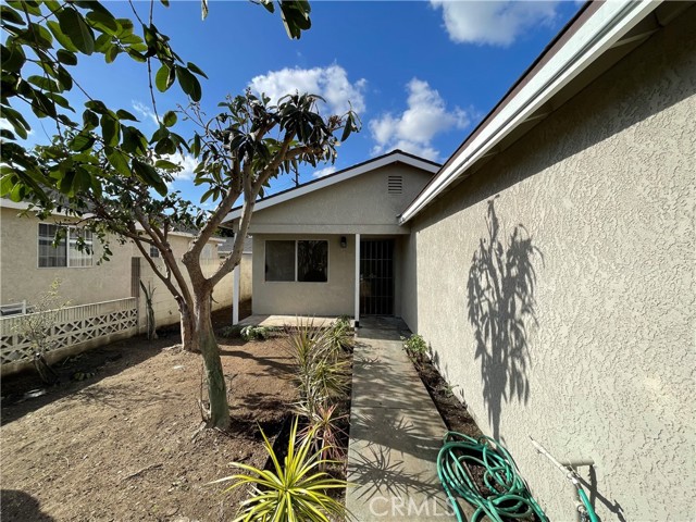 Image 3 for 7509 Walnut Dr, Los Angeles, CA 90001